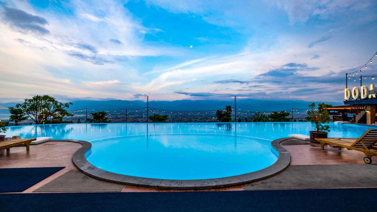 Bukit Indah Doda Hotel & Resorts Palu Ngoại thất bức ảnh