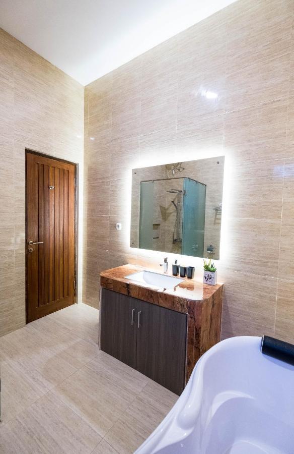 Bukit Indah Doda Hotel & Resorts Palu Ngoại thất bức ảnh